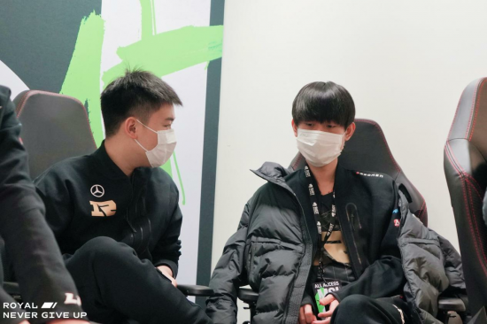 银铃侠客电竞赛事四强对决即将上演